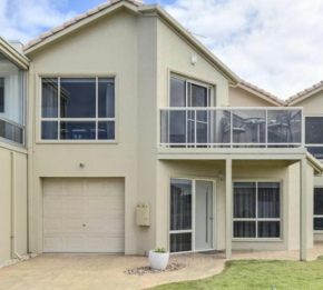 Panayil BeachHouse ! Stunning Ocean Views!, Port Macdonnell